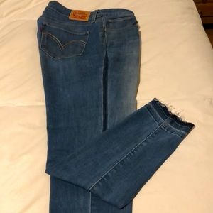Levi’s 535 Super Skinny Jeans